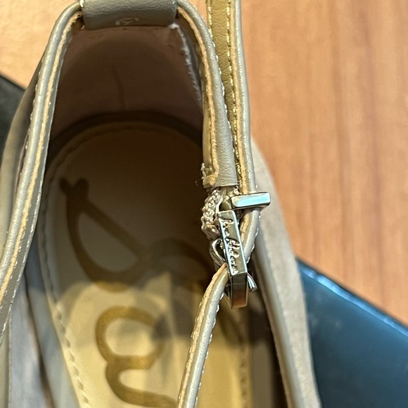 SAM EDELMAN FLATS - Picture 10 of 12